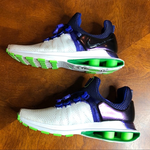 Nike Shoes - Nike Shox Gravity White Fusion Violet Size 7